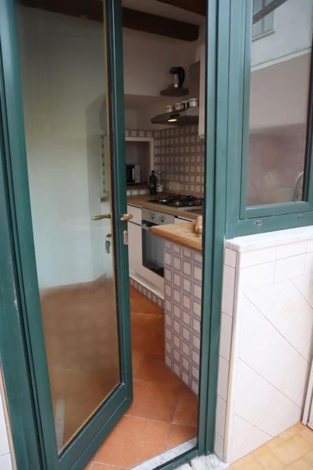 Loft The Balcony In Sorrento Centre Apartment Exterior photo